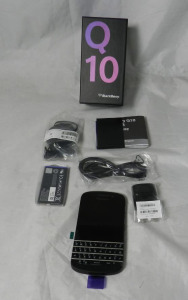 wholesale distributor of blackberry q10 cell phones